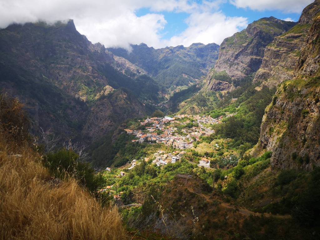 Nonnental & Monte - THE Madeira Touristic Tour Guide