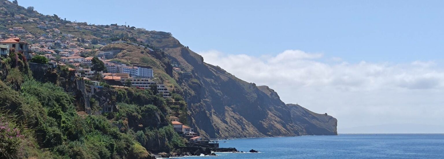 Old town & market Funchal - THE Madeira tourist guide